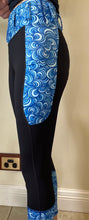Load image into Gallery viewer, Blue swirl tights
