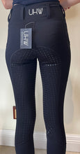 Load image into Gallery viewer, Black tights
